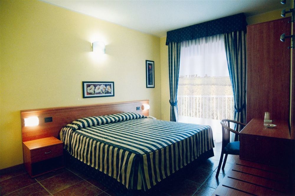 Hotel Blue Ribbon Vercelli Exteriér fotografie
