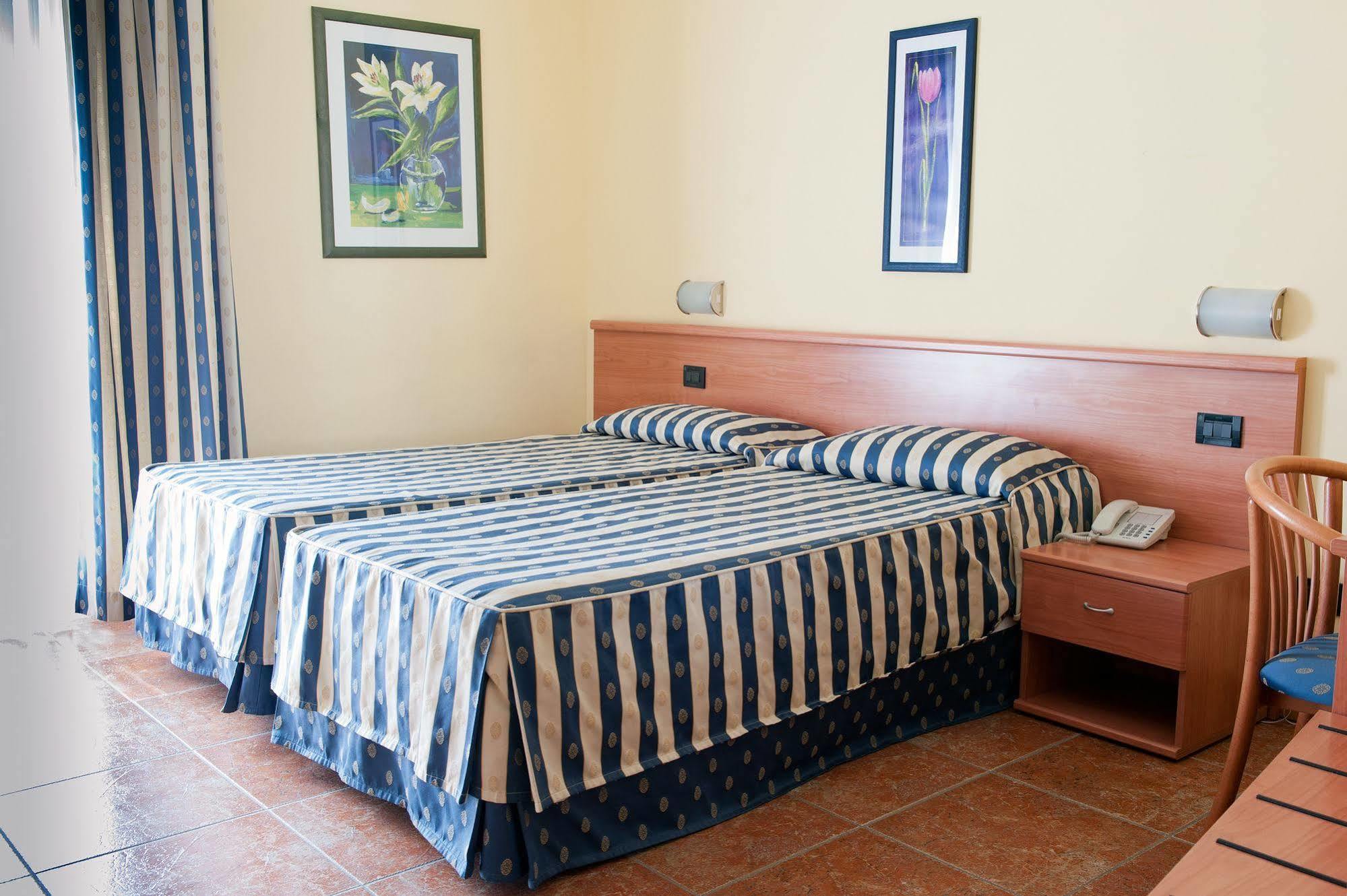 Hotel Blue Ribbon Vercelli Exteriér fotografie
