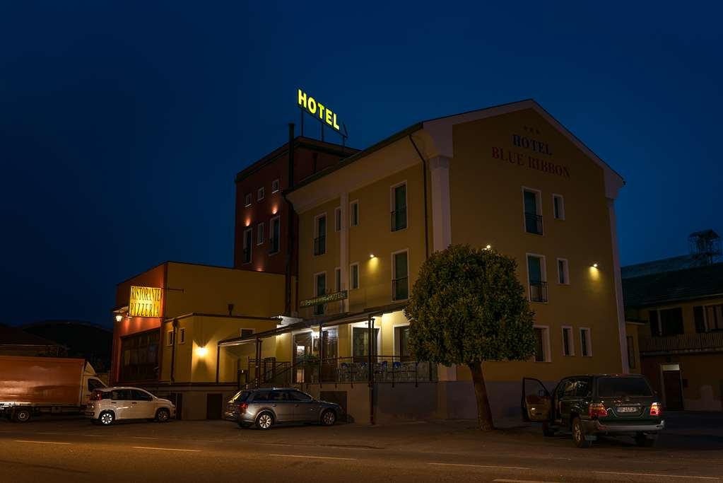 Hotel Blue Ribbon Vercelli Exteriér fotografie